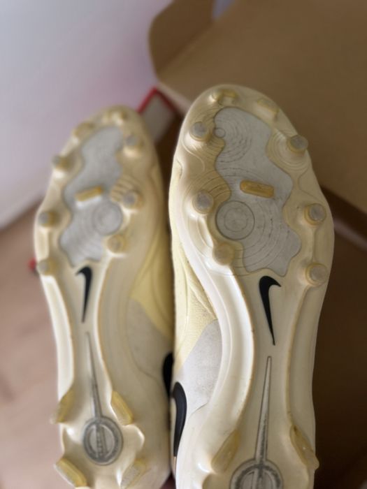 Оригинални футболни бутонки Nike Tiempo Legend 10 Pro FG.