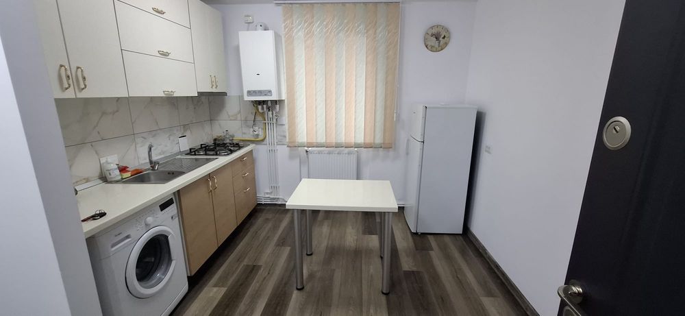 Inchiriez Apartament zona buna