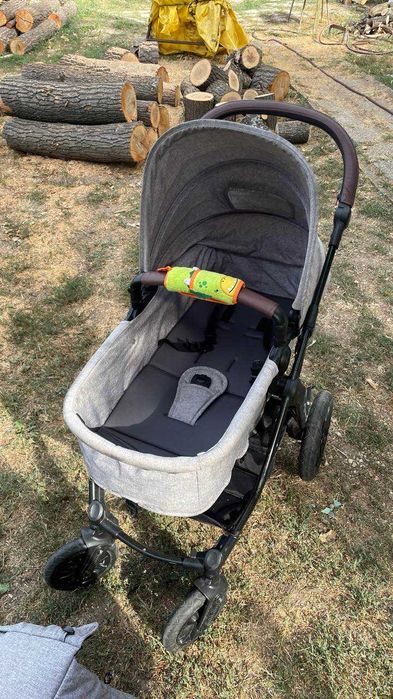 Комбинирана количка KINDERKRAFT MOOV 3В1 със столче (кошче) за кола