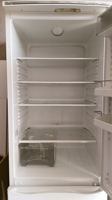 Продам холодильник