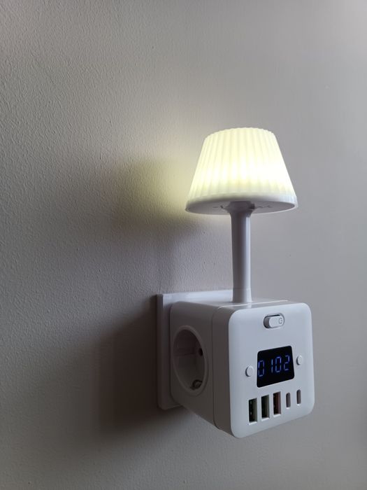 Контакт разклонител 3 AC + 3 USB + Type-C с LED нощна лампа