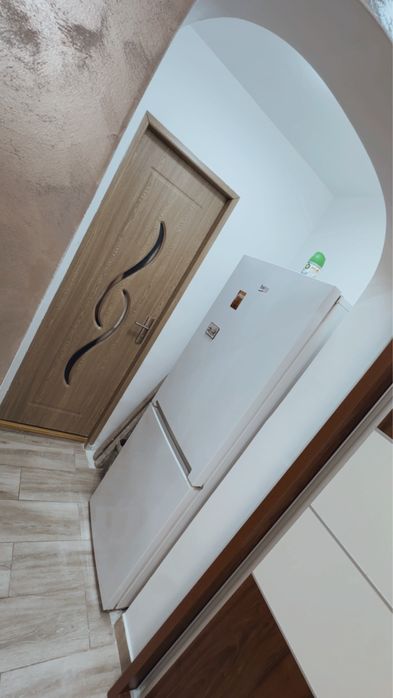 Inchiriez  apartament 2 camere