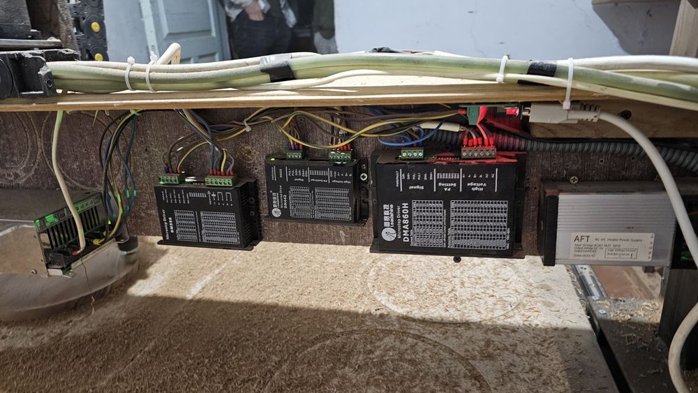 ЧПУ станок по дереву и металлу