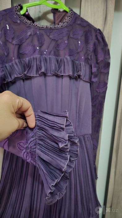 Вечерное платье, подходит и для покрытых девушек