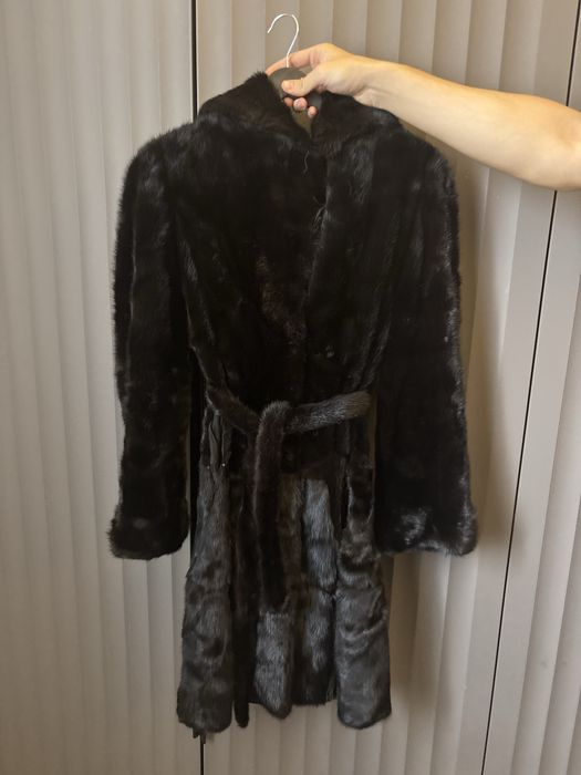 Шуба из норки с капюшоном