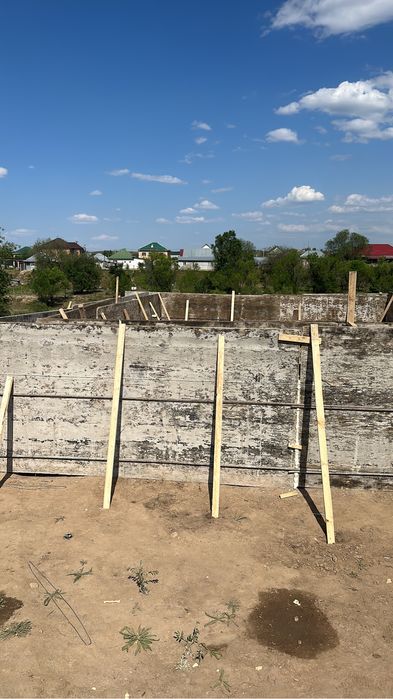 Фундамент куямыз, опалубщики, опалбуки