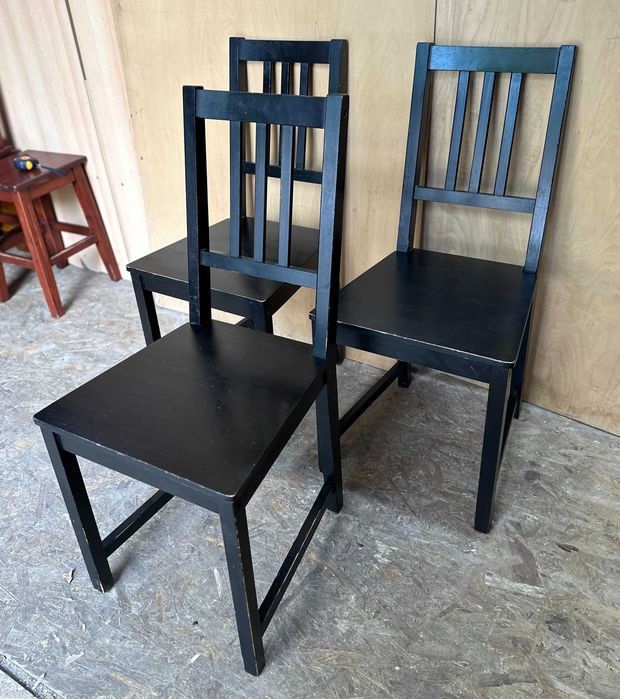 Set 3 Scaune din lemn tip Ikea; Scaun negru