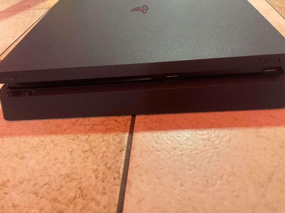 Vand ps4 slim 1tb