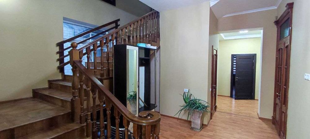 Сдаётся в аренду дом площадью 650 м2