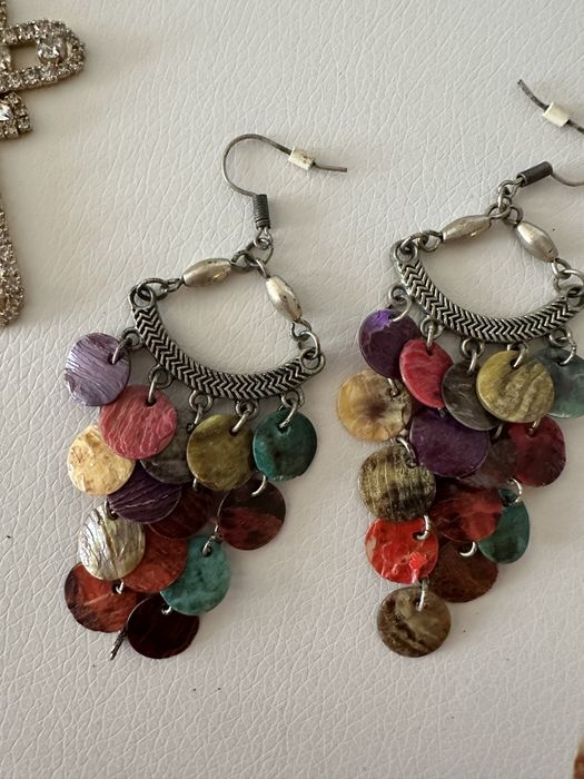 Дълги обеци различни цветове