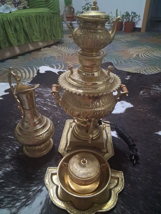Samovar  suflat cu aur