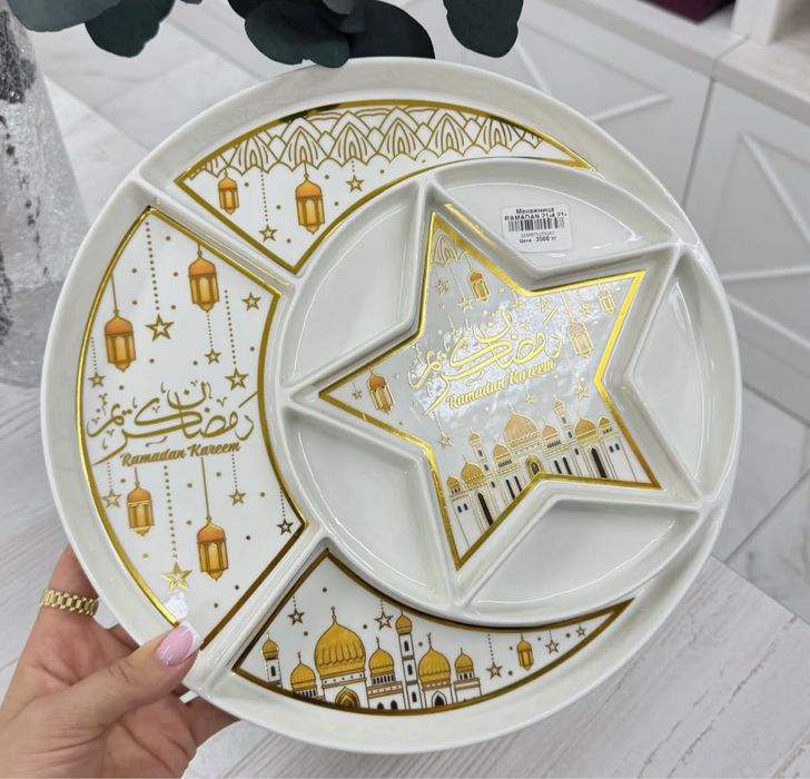 Продается новая посуда по 3400 тенге.