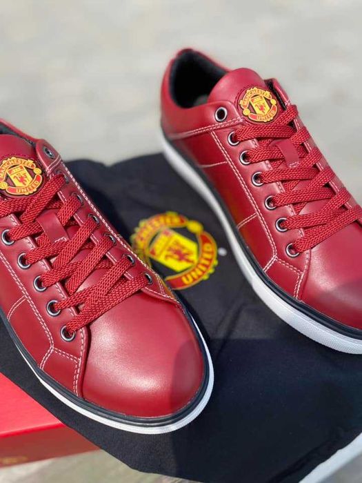 Manchester-мъжки сникърси естествена кожа