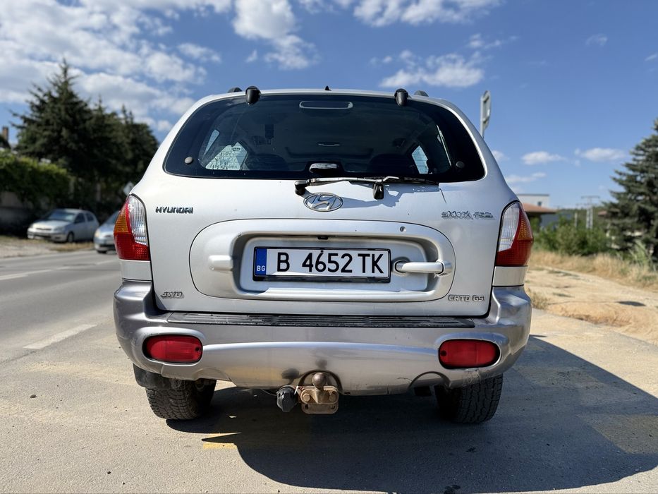 Hyundai Santa Fe 2. 0 CRTD Десен Волан 4х4  Обслужен  Работещ Климатик Редовен 1800 Евро