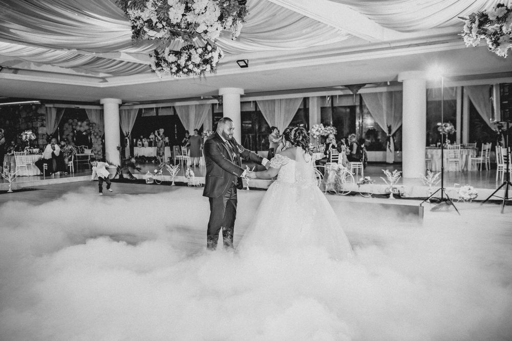 Fotograf evenimente de la 350 lei!