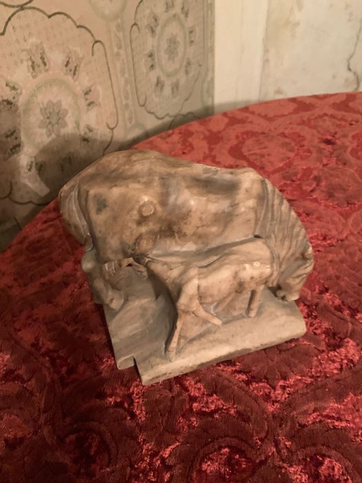 Авторская статуэтка  из камня «Лошадь с жеребенком», винтаж