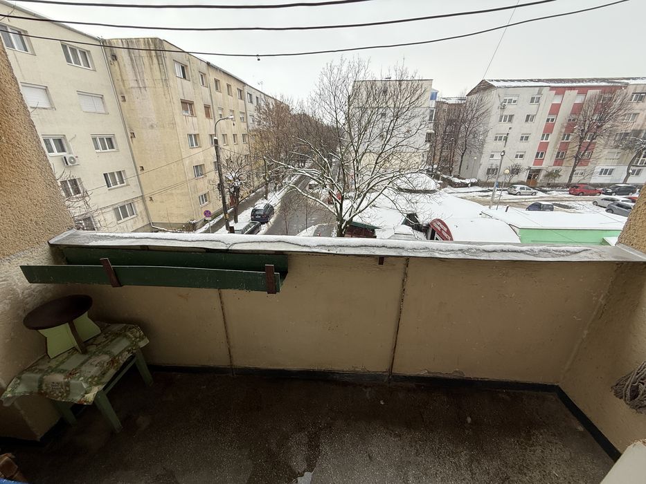 Ofer spre vanzare Apartament 4 Camere Micro 16 Etaj 2