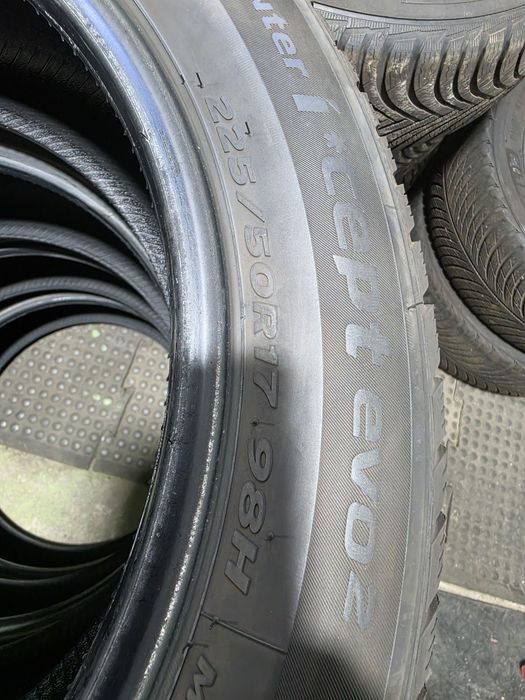 4 бр зимни 225/50/17 Hankook
