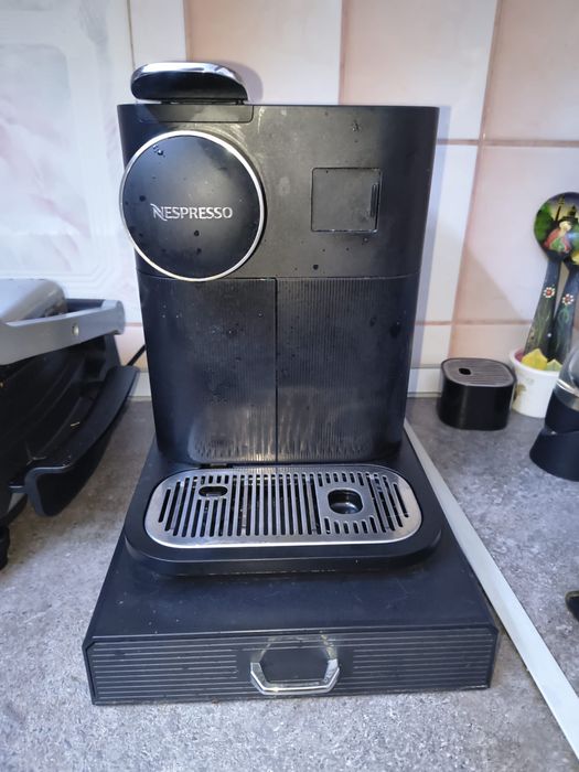 Espressor De‘Longhi Gran Lattissima