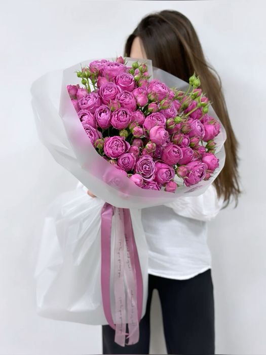 Продам букет из пионовидных кустовых роз