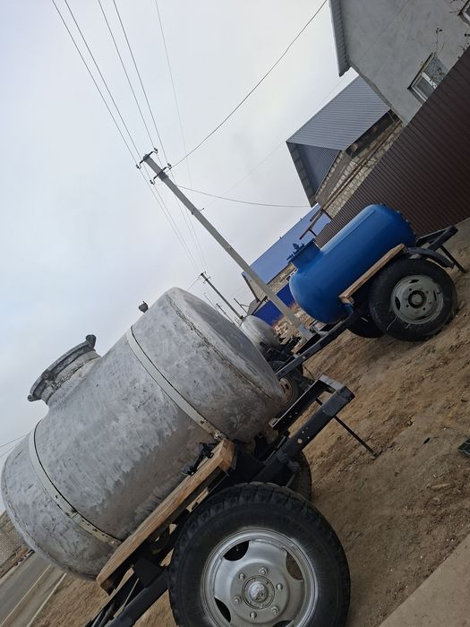 Прицеп бочка 800л, 1тонна,