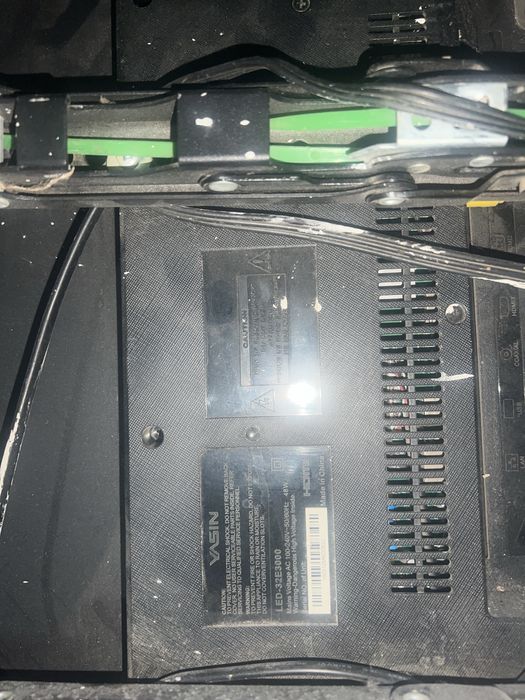 Телевизор на запчасте экран сынган