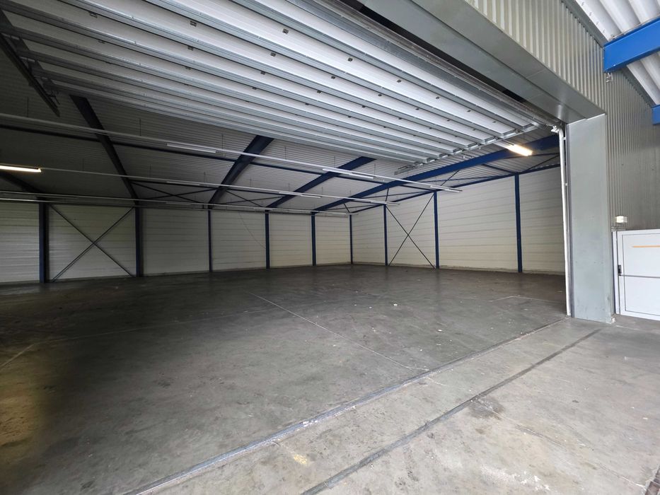Industrial Warehouse 23,5 x 70 m