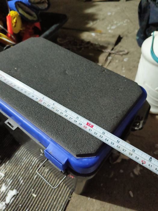 Продам рыболовный ящик.