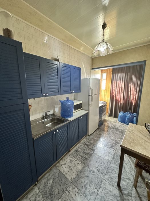 2/8/9 Мирабад метро Ойбек 60 школа улица Афрасияб