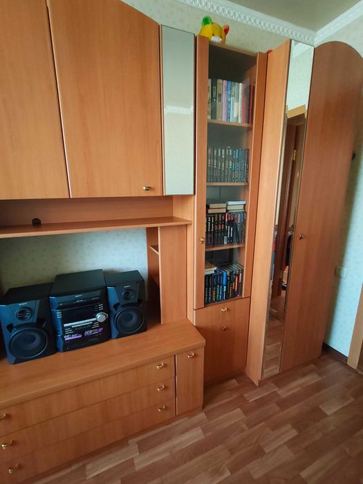 Продам стенку б/у