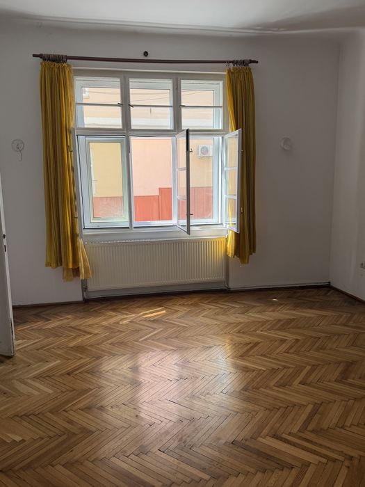 Închiriez pentru UNTOLD