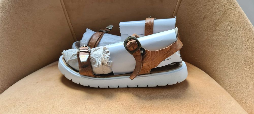 Равни кожени сандали - 2 бр. и джапанки Coqui