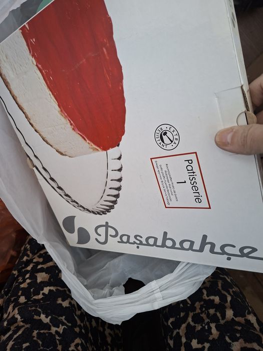 Тортница,  плоская