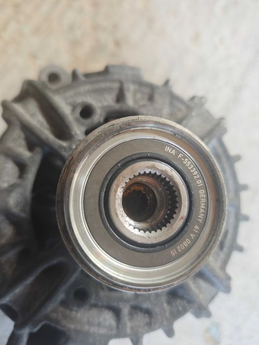 Alernator Volvo XC60, model 2015, motor 2.4