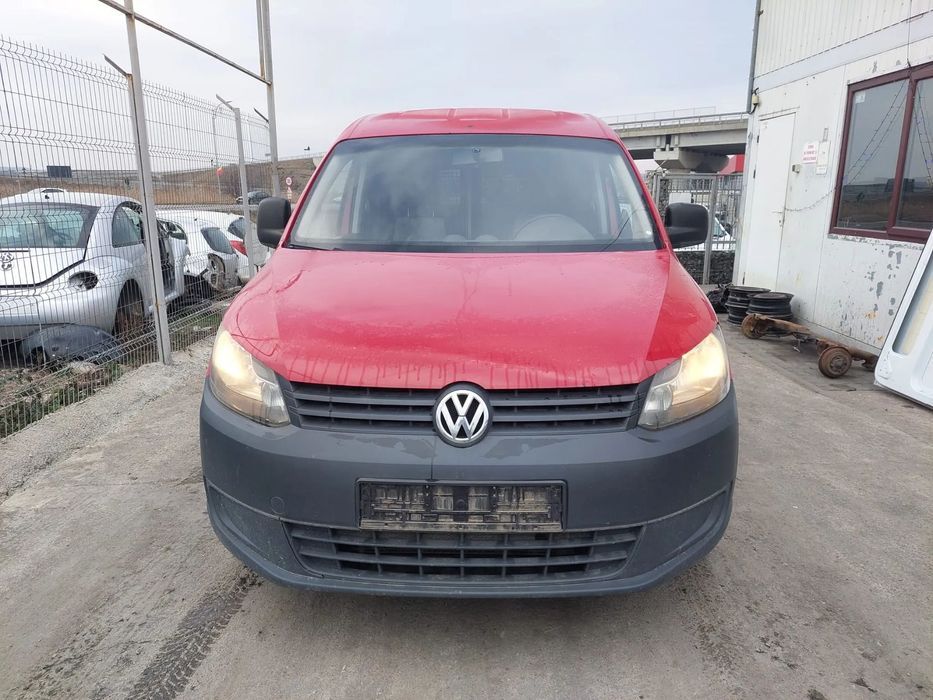 Dezmebram Volkswagen Caddy, an 2012, 1.6 TDI  cod CAY, cutie manuala