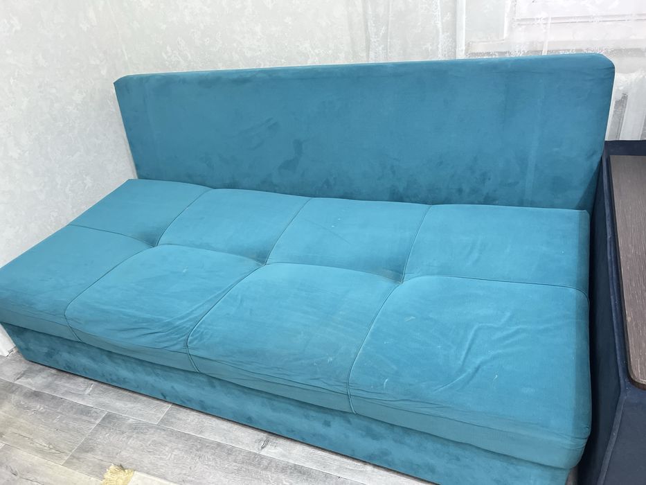 Диван тахта продам.