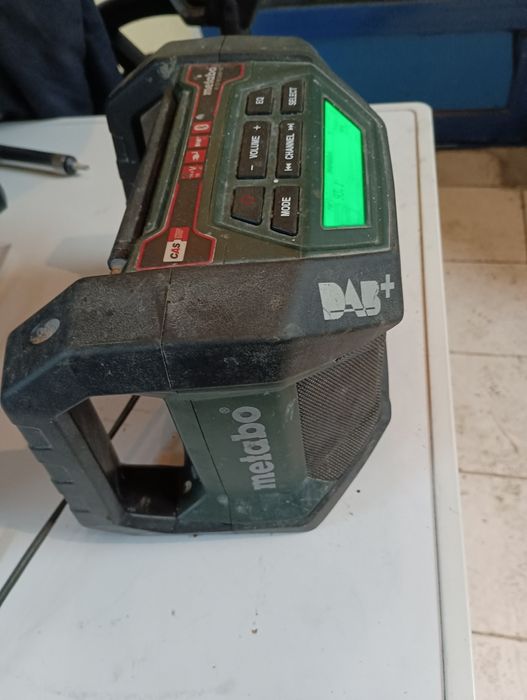 Metabo r-12-18bt Bosch gml 10.8 строително радио