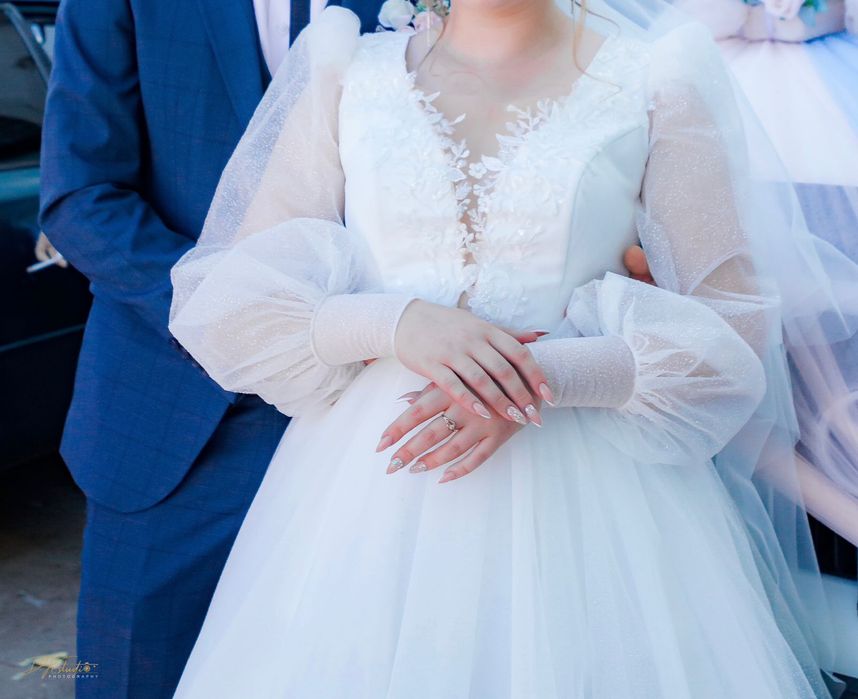 Продам свадебное платье