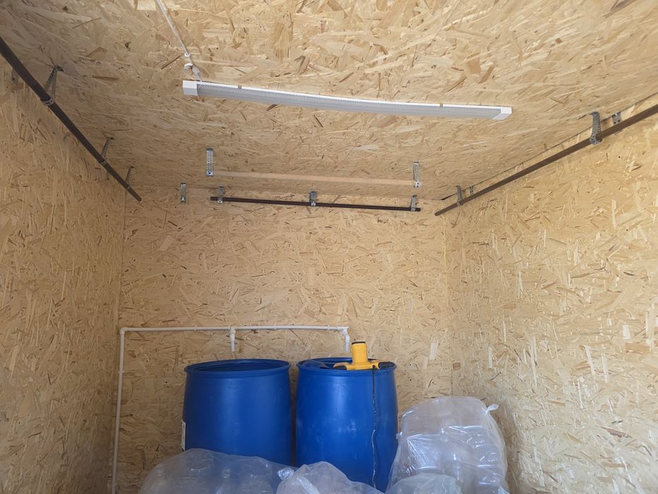 Продам обшитый контейнер