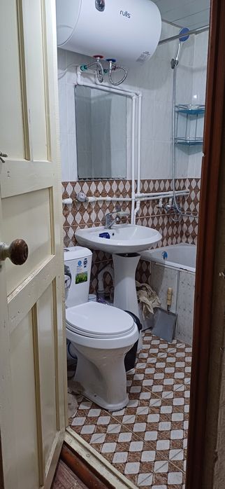 Фаргона шахар ижарага уй
