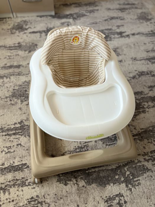 Бебешка проходилка CHIPOLINO МУЗИКАЛНА