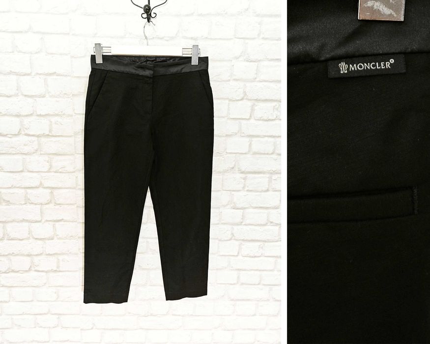 Moncler Оригинален дамски панталон размер 42