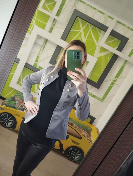 Продам вещи 44 размер