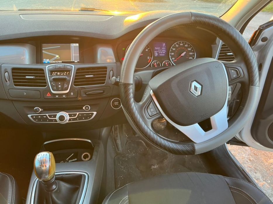 DEZMEMBREZ Piese Auto Renault Laguna 3 Dci Traffic Motor 2.0 Diesel Cod 150 CP euro 4 5 Cutie de Viteze Automata Manuala -2012 KIT INJECTIE Bara Fata completa Capota far portiera fata spate stanga dreapta oglinda bara spate portbagaj volan airbag cu comen