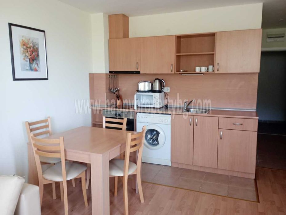 Продава се Двустаен апартамент в Свети Влас - 57 кв.м за 1123 €/кв.м - Снимка #1