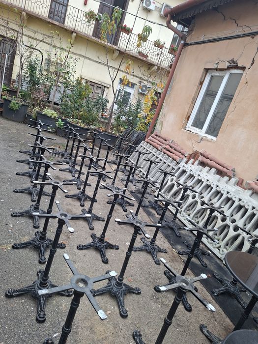 Mese fonta cu blat din granit