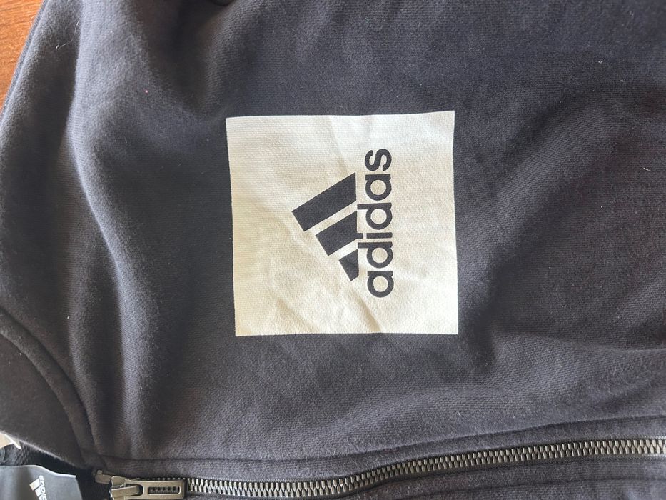Мъжка черна горница Адидас, размер Л