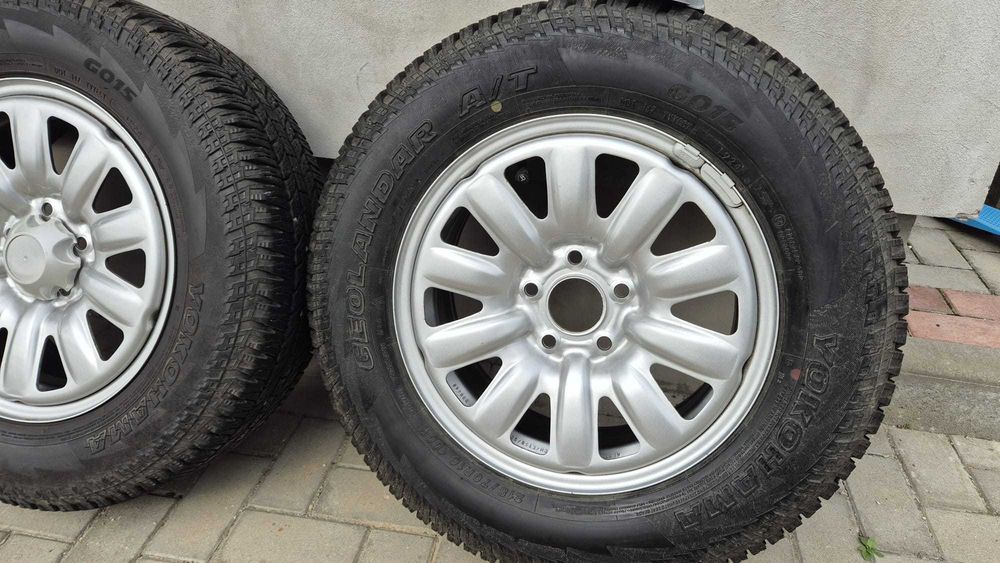 Vand 4 roti Alkar Hibrydad 5x114,3 pentru Duster, echipate cu anvelope Yokohama Geolandar