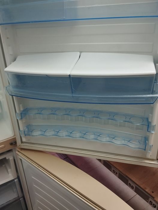 Холодильник Vestfrost