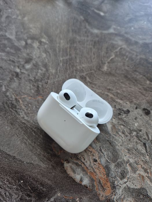 Apple AirPods 3 Magsafe